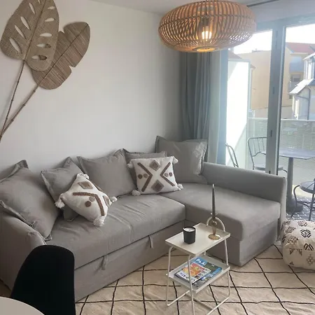 Appartement Entre Sable Et Océan, Avec Vue